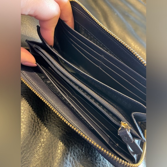 Kate Spade beauty. Gorgeous canvas. Multicolor zip wallet - Picture 14 of 16